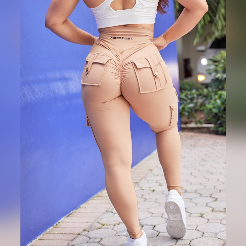 Minibeast curve cargo leggings
